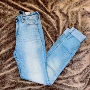 Hollister High Rise Super Skinny Jeans